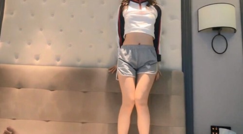 60277-婷婷玉立✅刚放暑假的女高学卝妹 憋了好久终于可以任意放肆了 运动短裤平底帆布鞋尽是青春的味道 年轻就是好.jpg